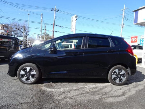 HONDA FIT - Image 9