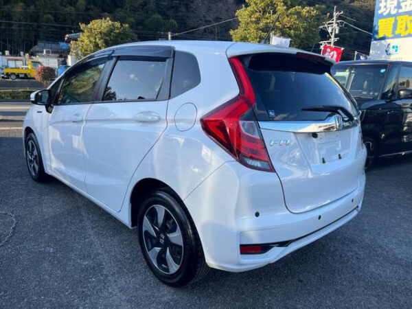 HONDA FIT - Image 9