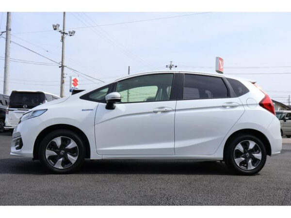 HONDA FIT - Image 10