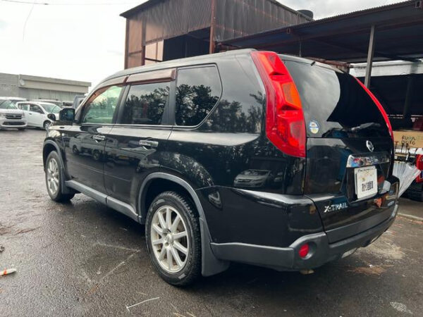 NISSAN X-TRAIL - Image 10
