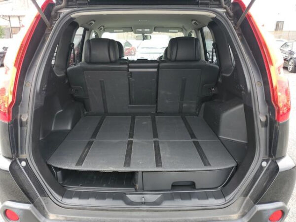 NISSAN X-TRAIL - Image 10