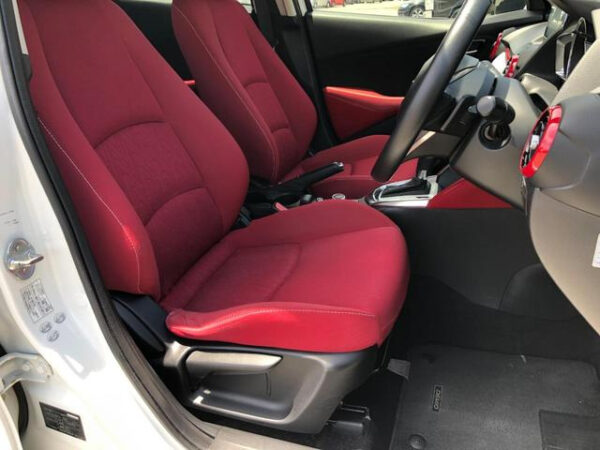MAZDA DEMIO - Image 10