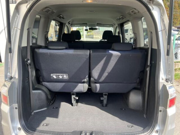 HONDA STEP WAGON - Image 15