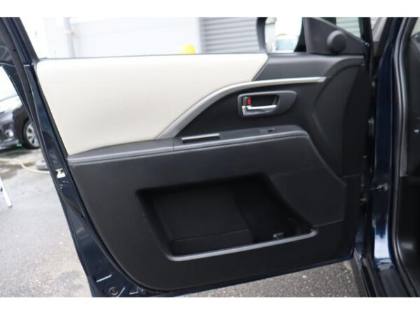 MAZDA PREMACY - Image 14