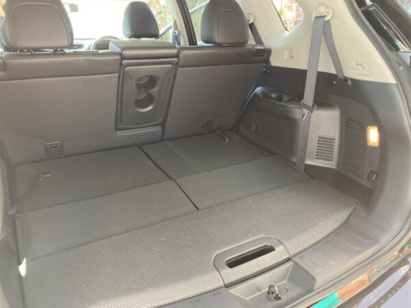 NISSAN X-TRAIL - Image 13