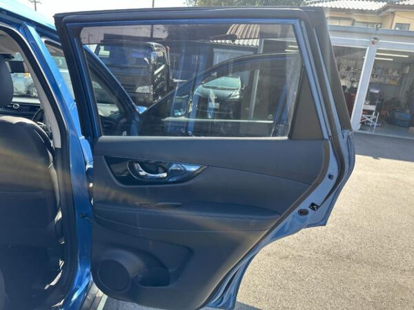 NISSAN X-TRAIL 2018 - Image 15