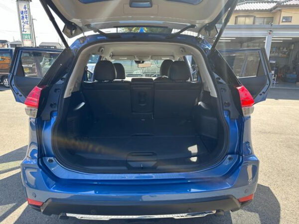 NISSAN X-TRAIL 2018 - Image 17