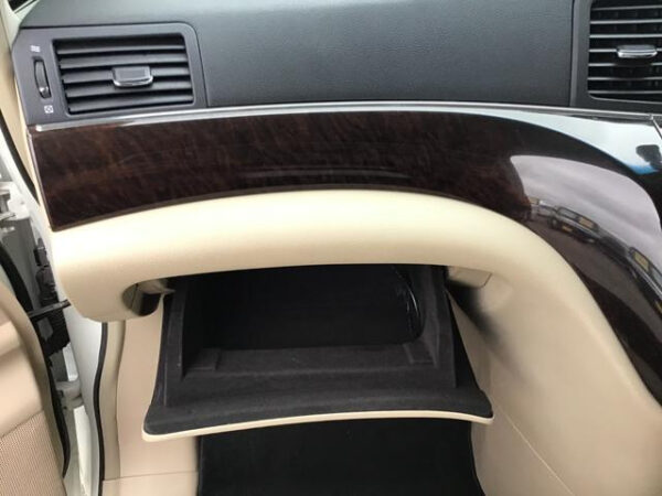 NISSAN ELGRAND 2016 - Image 15