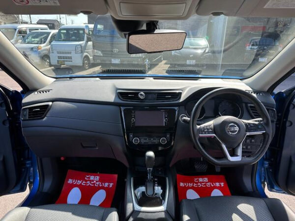 NISSAN X-TRAIL 2018 - Image 18