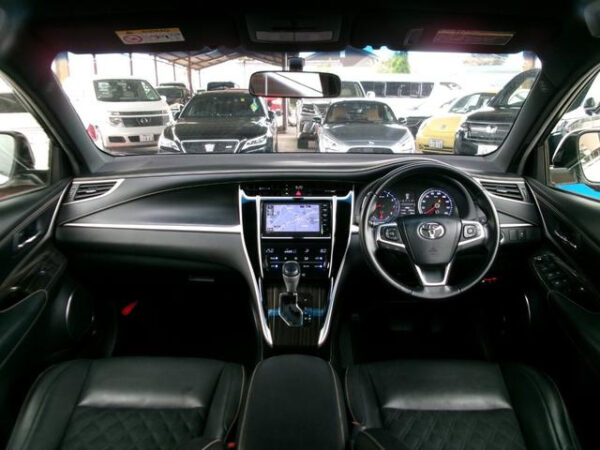 TOYOTA HARRIER 2016 - Image 4