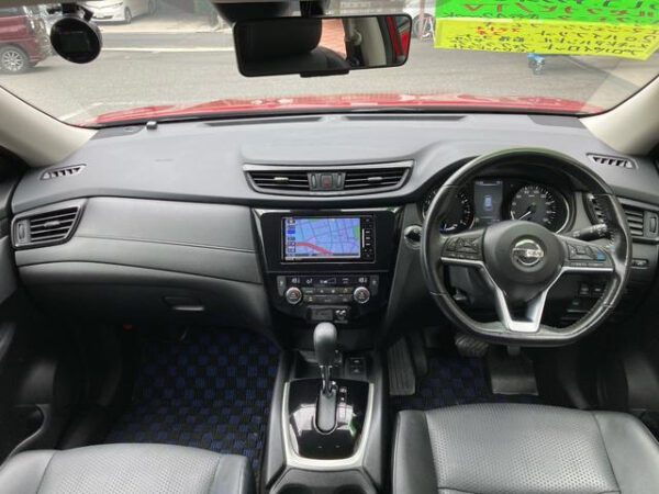 NISSAN X-TRAIL 2018 - Image 5