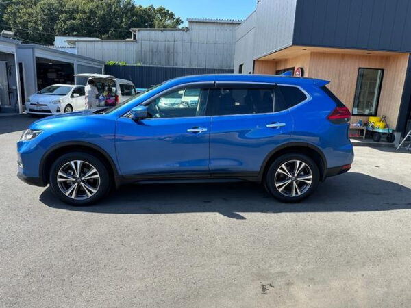 NISSAN X-TRAIL 2018 - Image 5
