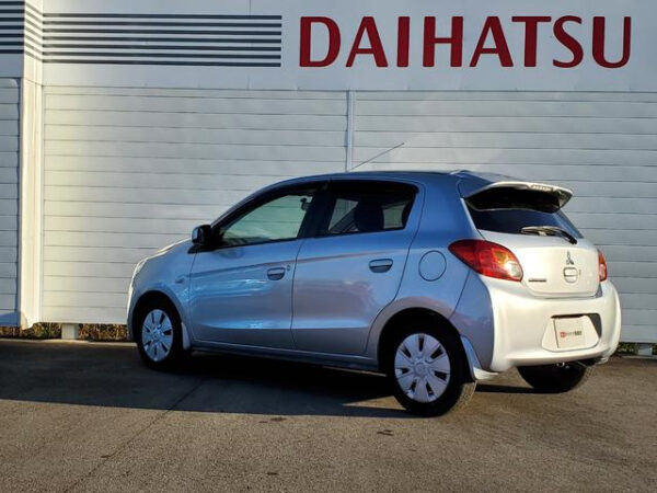 MITSUBISHI MIRAGE - Image 4