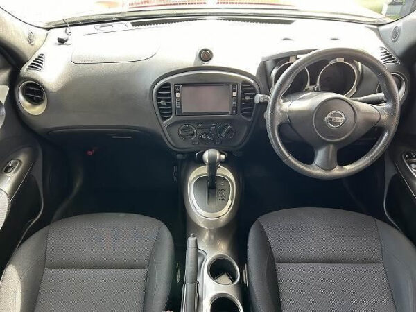 NISSAN JUKE 2011 - Image 3