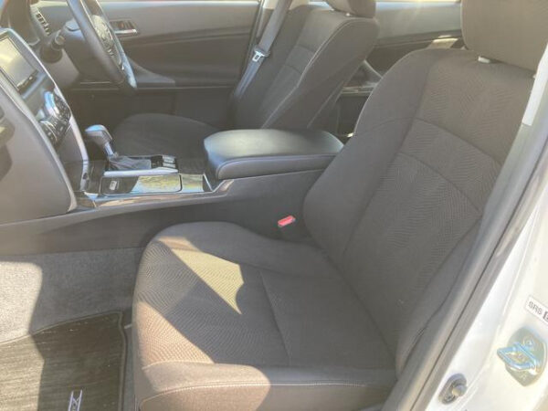 TOYOTA MARK X 2015 - Image 11