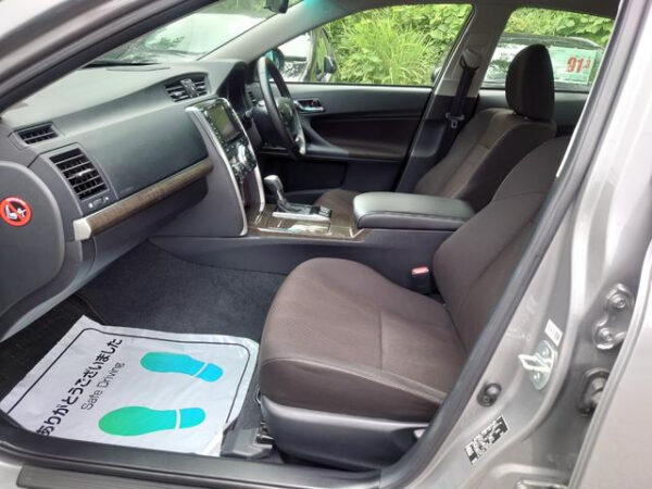 TOYOTA MARK X 2015 - Image 11