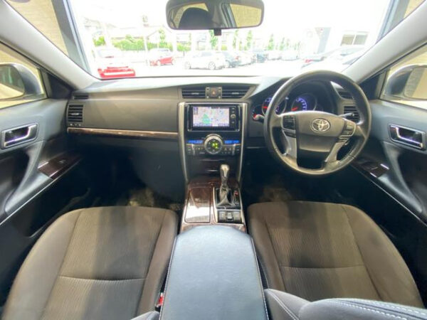 TOYOTA MARK X 2016 - Image 11