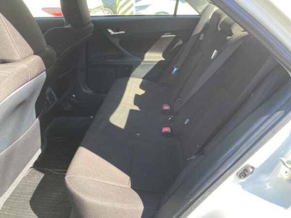 TOYOTA MARK X 2015 - Image 12