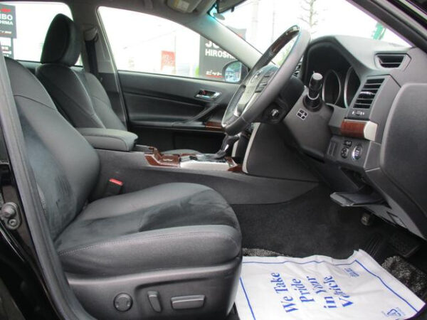 TOYOTA MARK X 2016 - Image 17