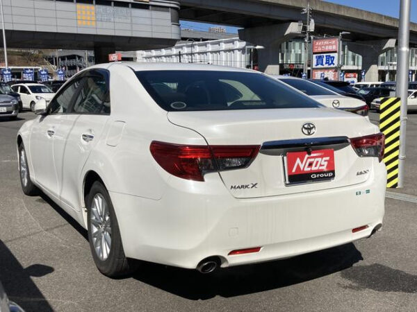 TOYOTA MARK X 2015 - Image 8