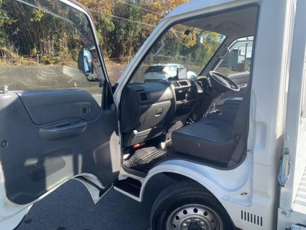MAZDA BONGO TRUCK - Image 13