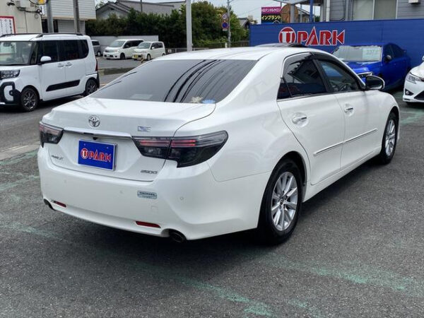 TOYOTA MARK X 2017 - Image 15