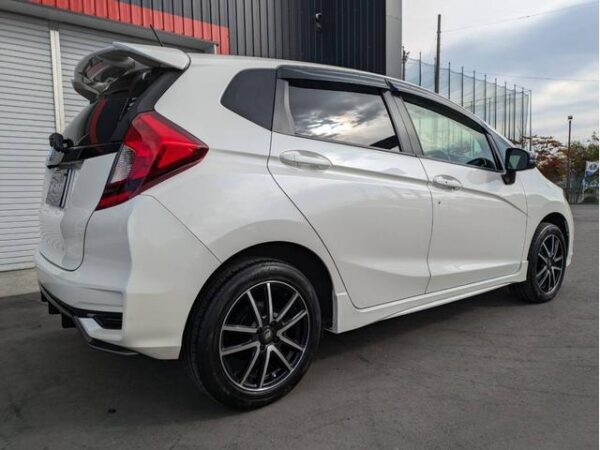 HONDA FIT 2015 - Image 8