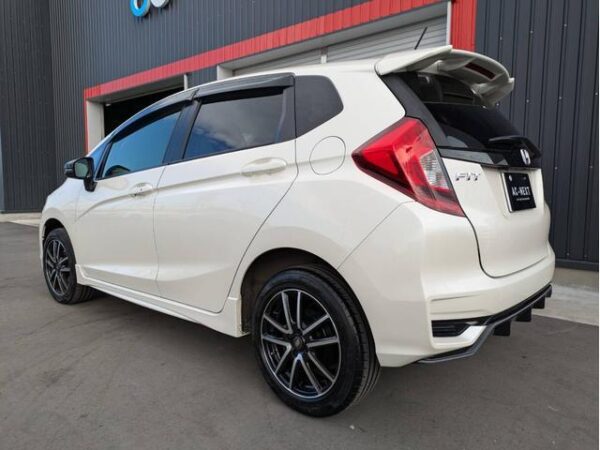 HONDA FIT 2015 - Image 21